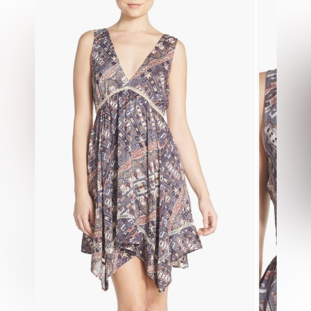 BB Dakota purple patterned shift dress. Size Small.